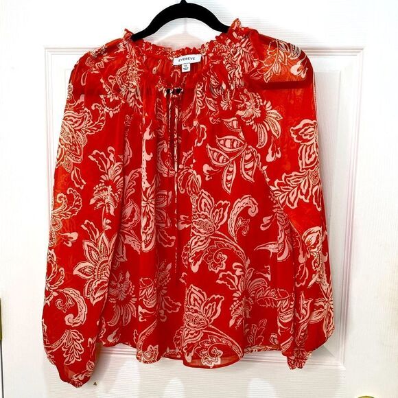 Evereve Tops - Evereve orange and white floral print long sleeve tie front top, size x small